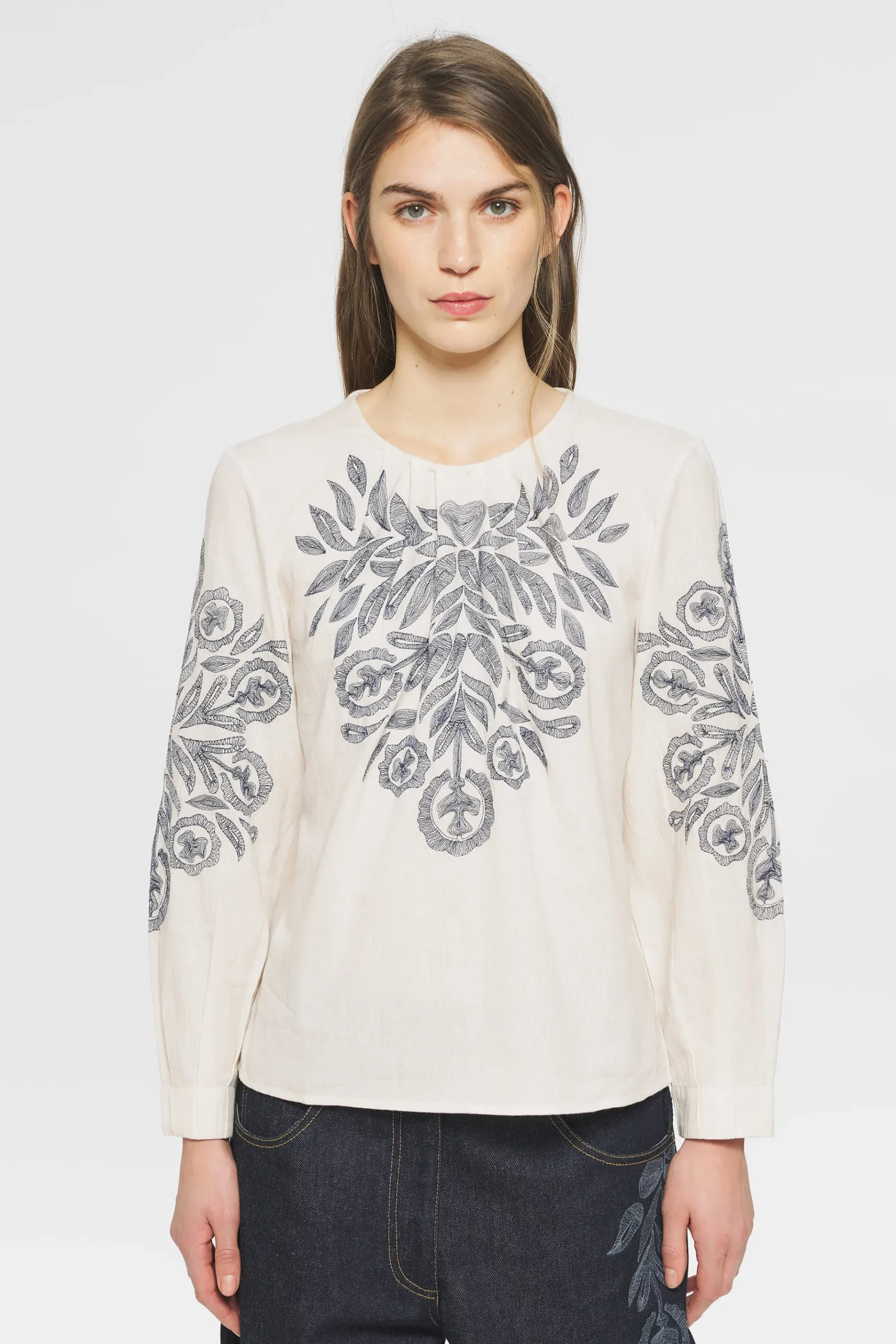 ANTIK BATIK Eglantine Embroidered blouse Cream New