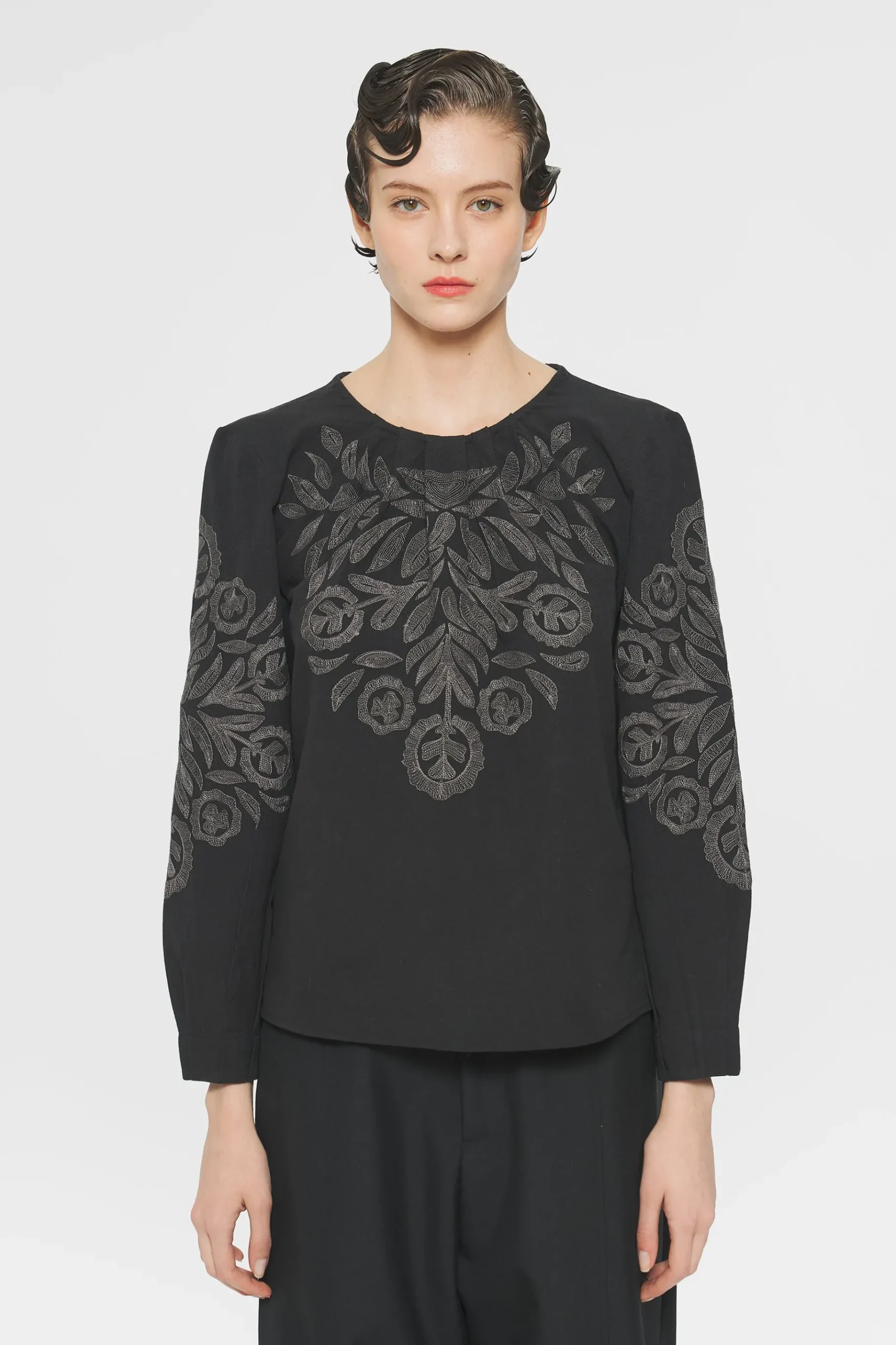 ANTIK BATIK Eglantine Embroidered blouse Black Shop