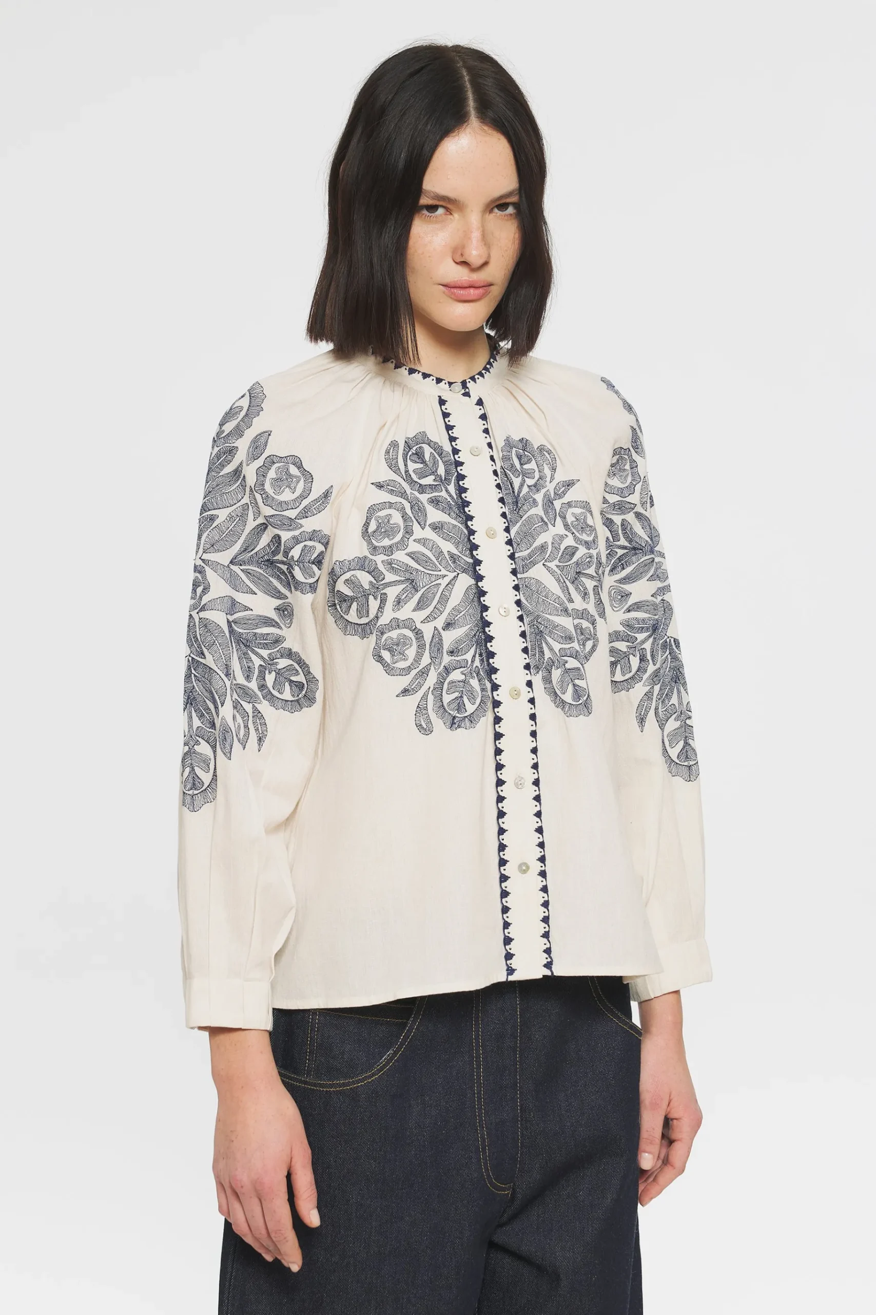 ANTIK BATIK Eglantine Embroidered blouse Cream Fashion