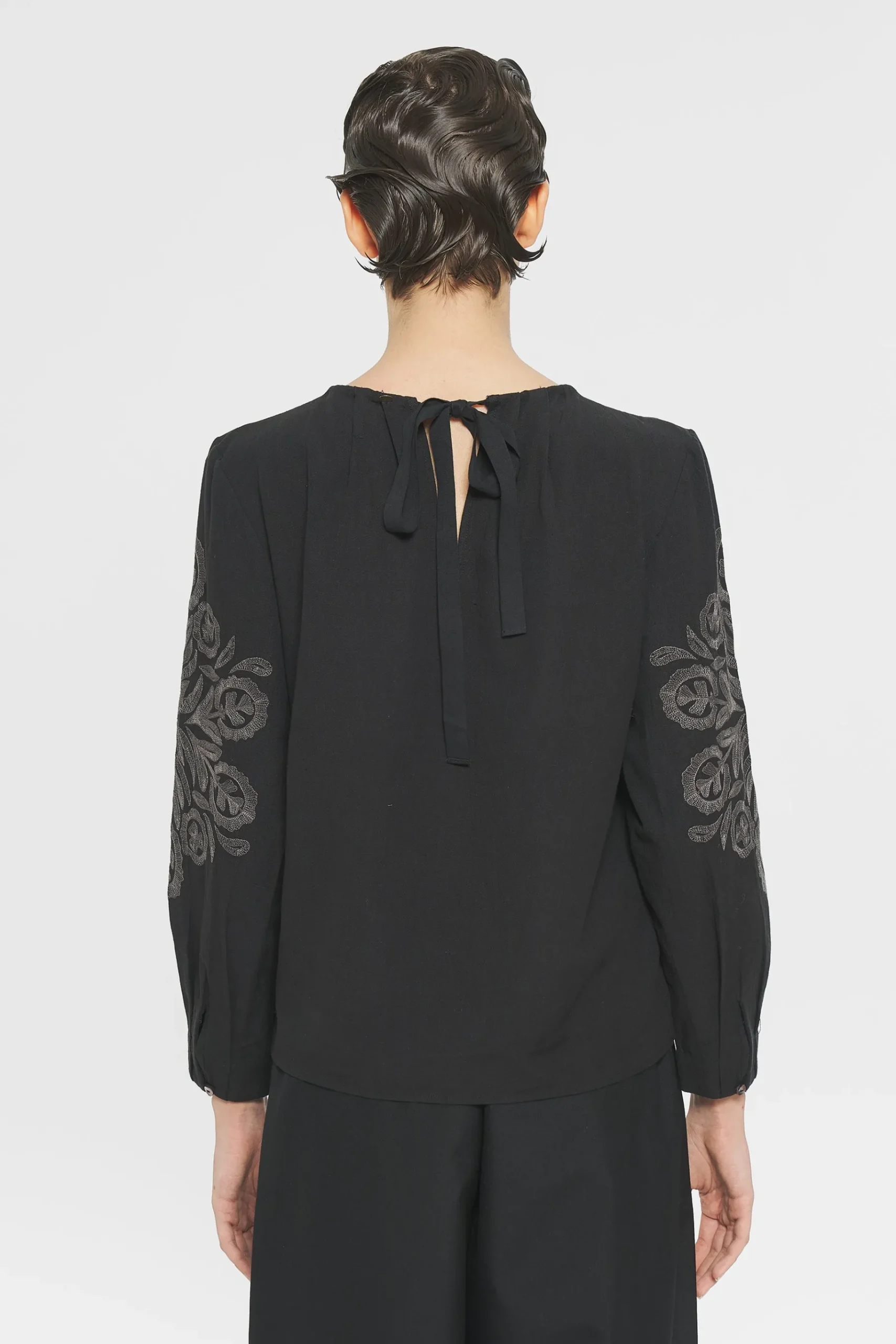 ANTIK BATIK Eglantine Embroidered blouse Black Shop