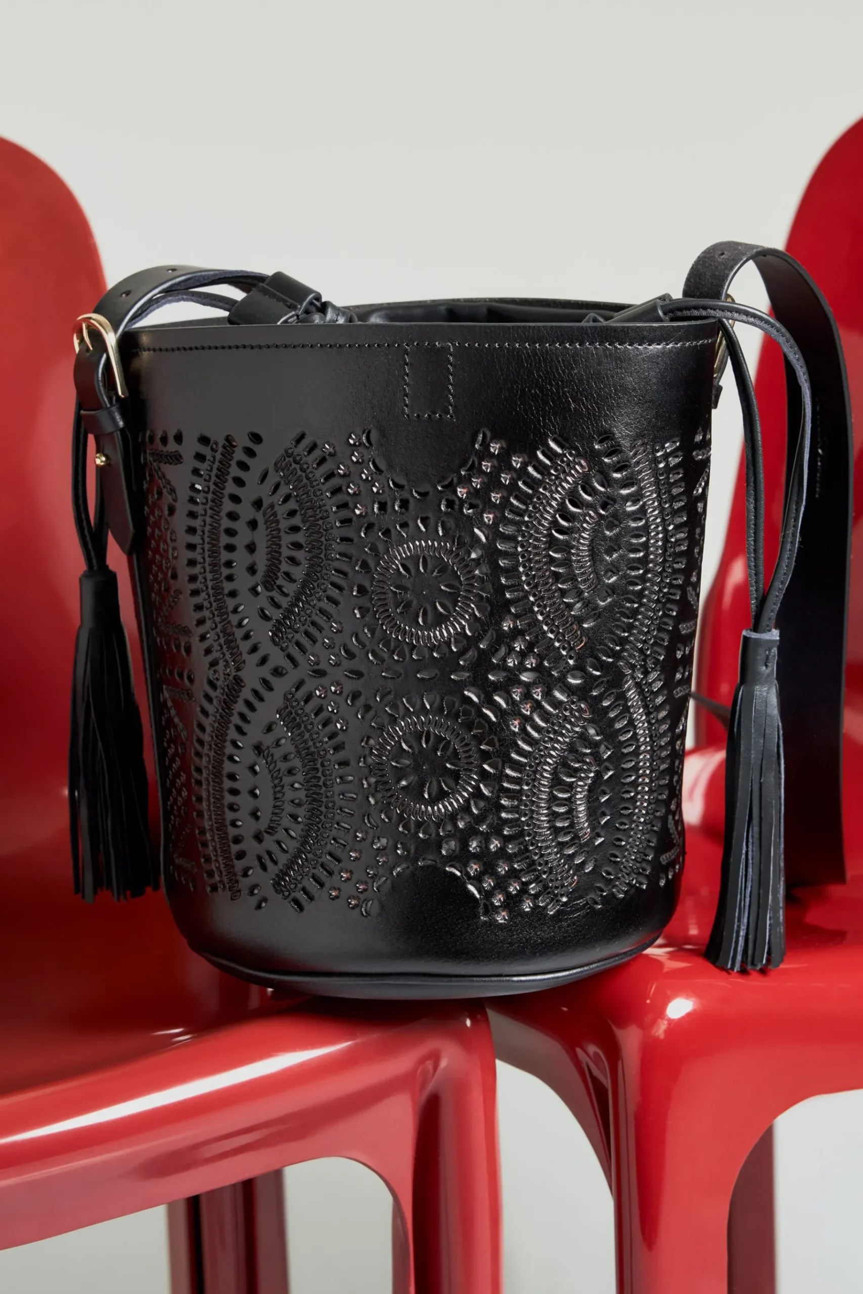 ANTIK BATIK Galy bucket bag Black Fashion