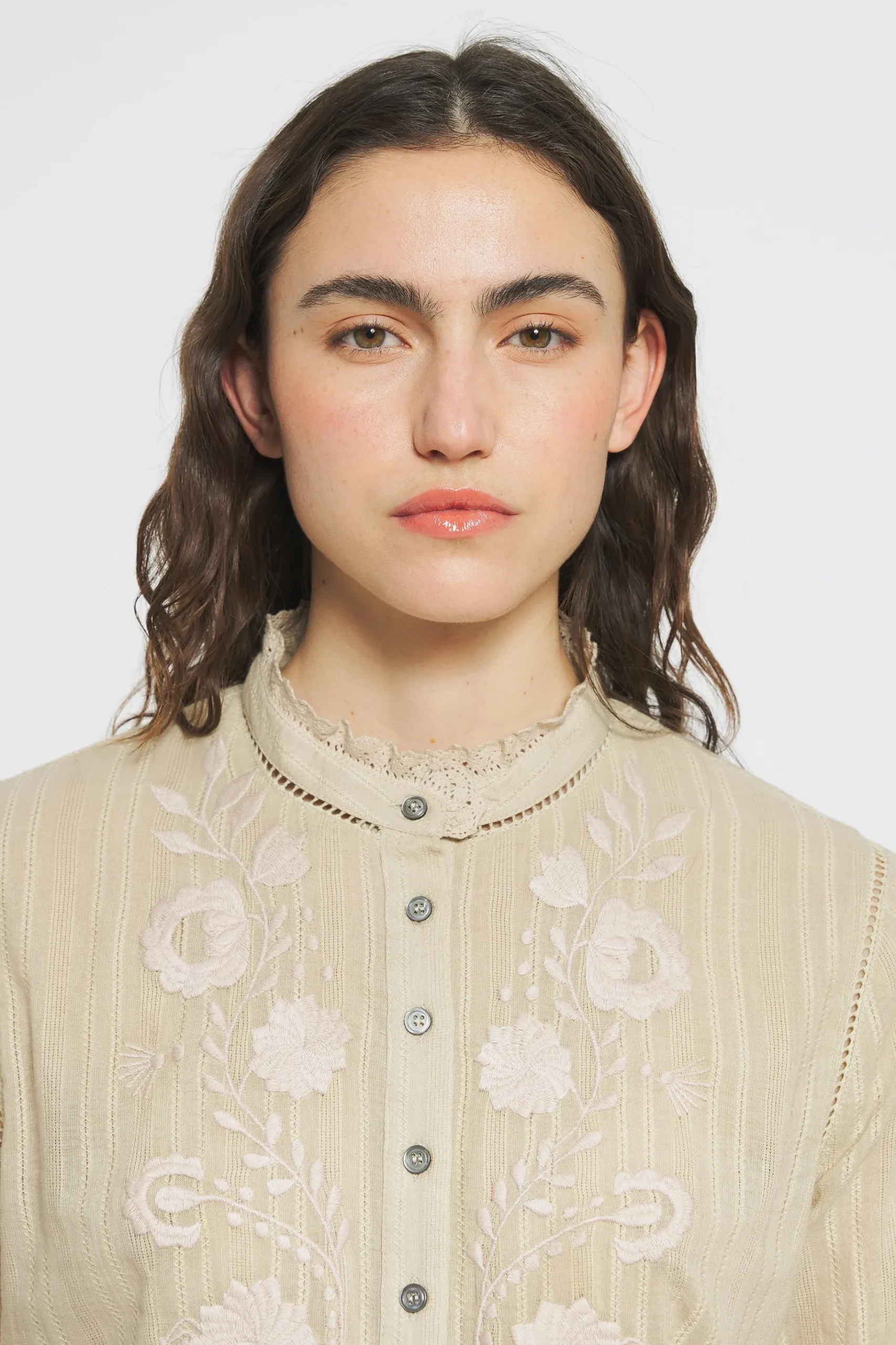 ANTIK BATIK Kiss Embroidered blouse Cream Sale
