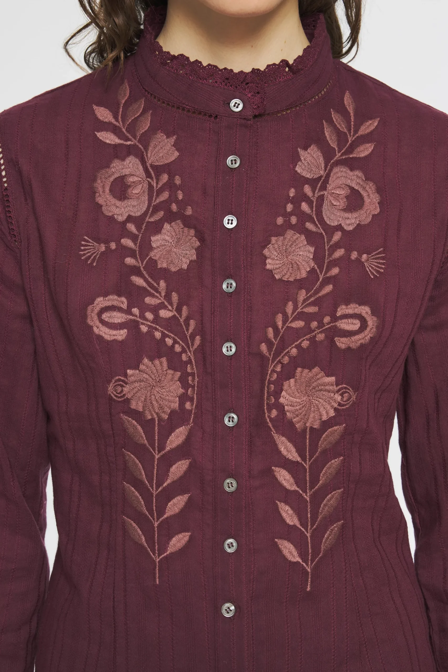 ANTIK BATIK Kiss Embroide blouse Red Outlet