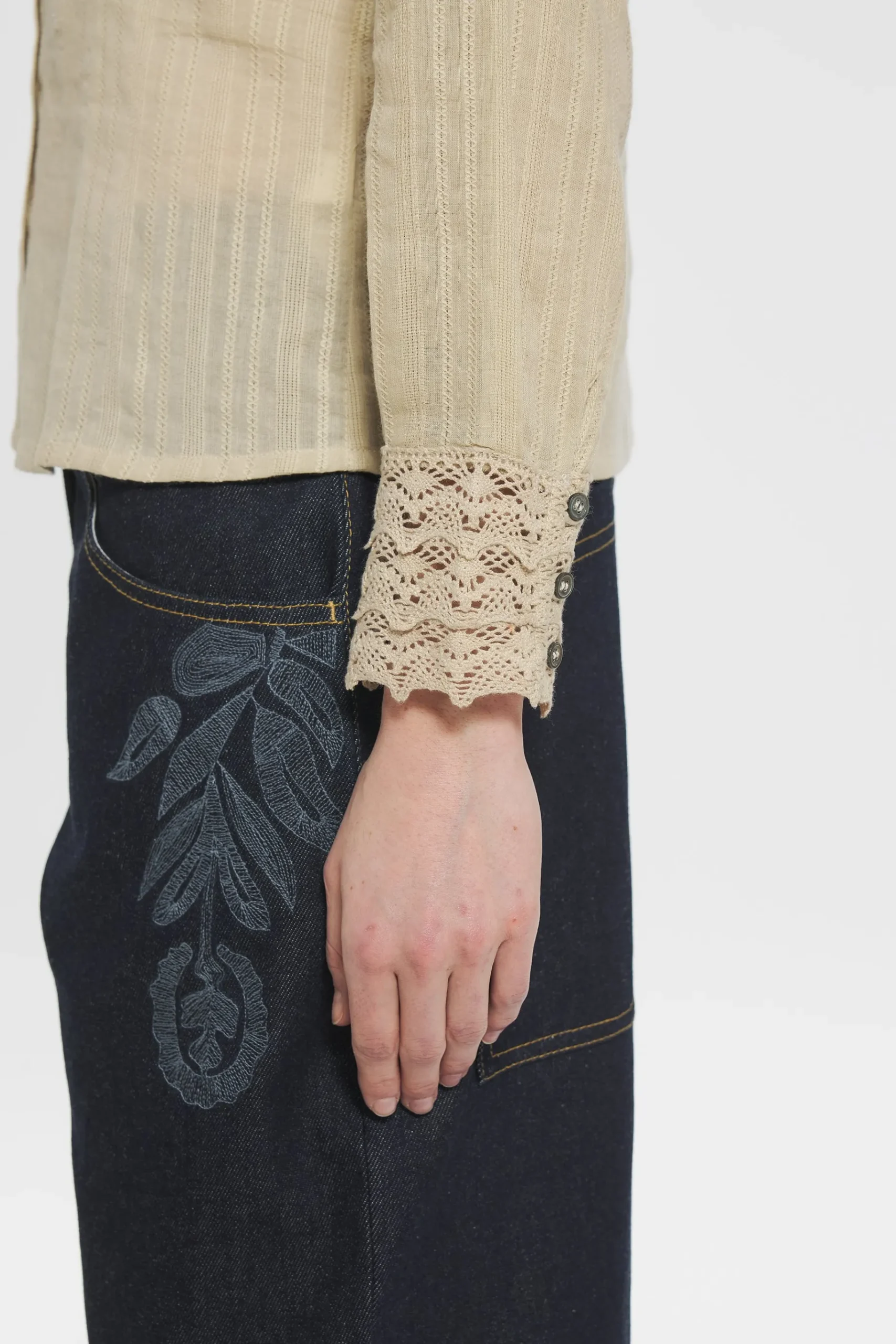 ANTIK BATIK Kiss Embroidered blouse Cream Sale