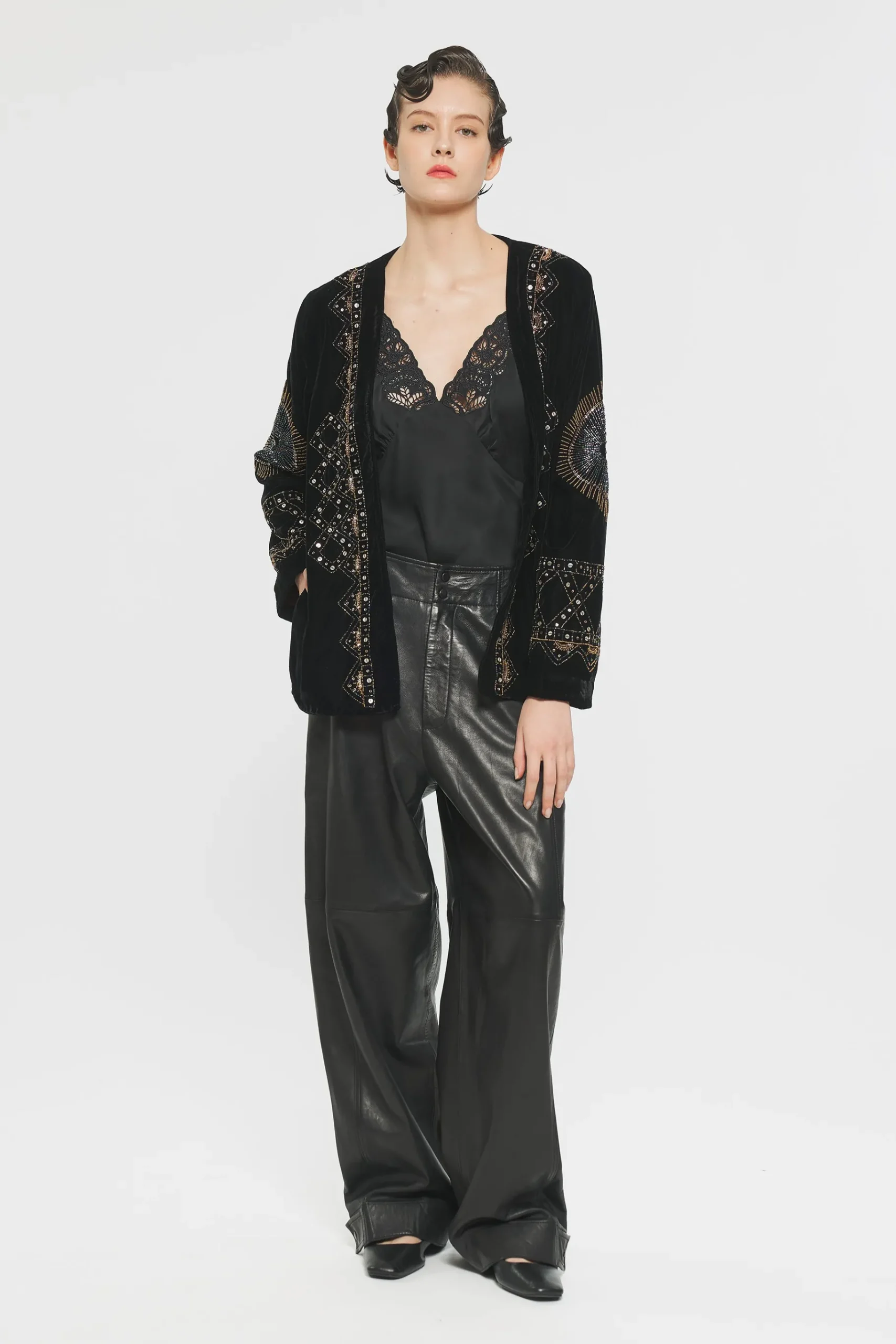 ANTIK BATIK Marina Embroidered top Hot