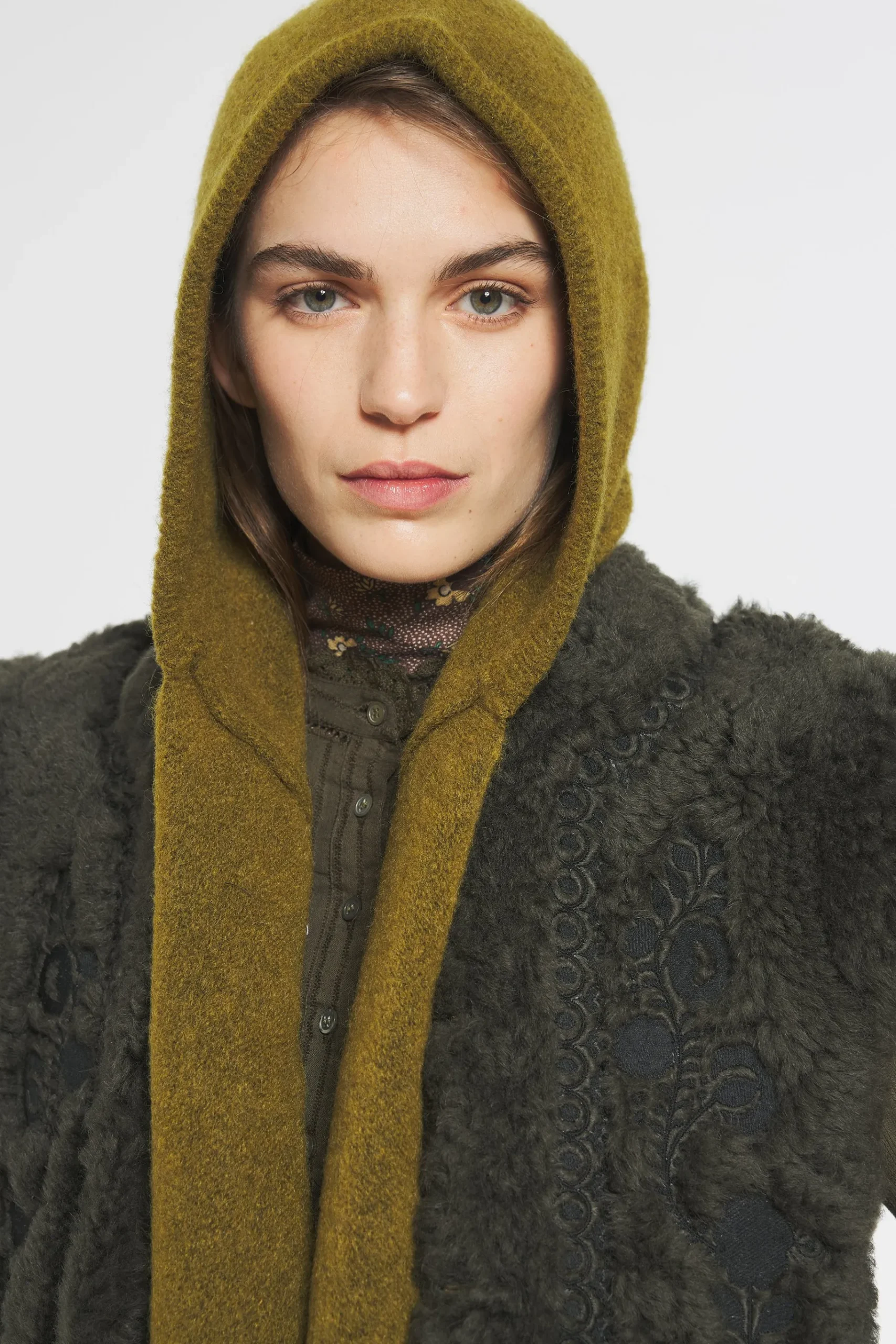 ANTIK BATIK Michelle Hooded scarf Green Fashion