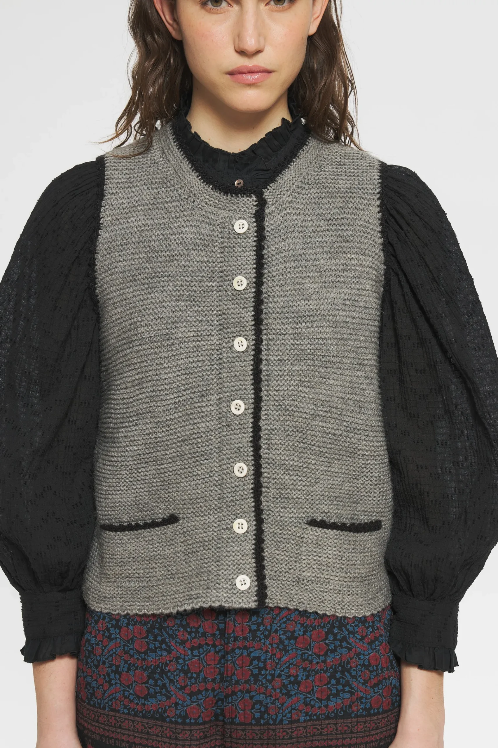 ANTIK BATIK Philipine Gilet Grey Store