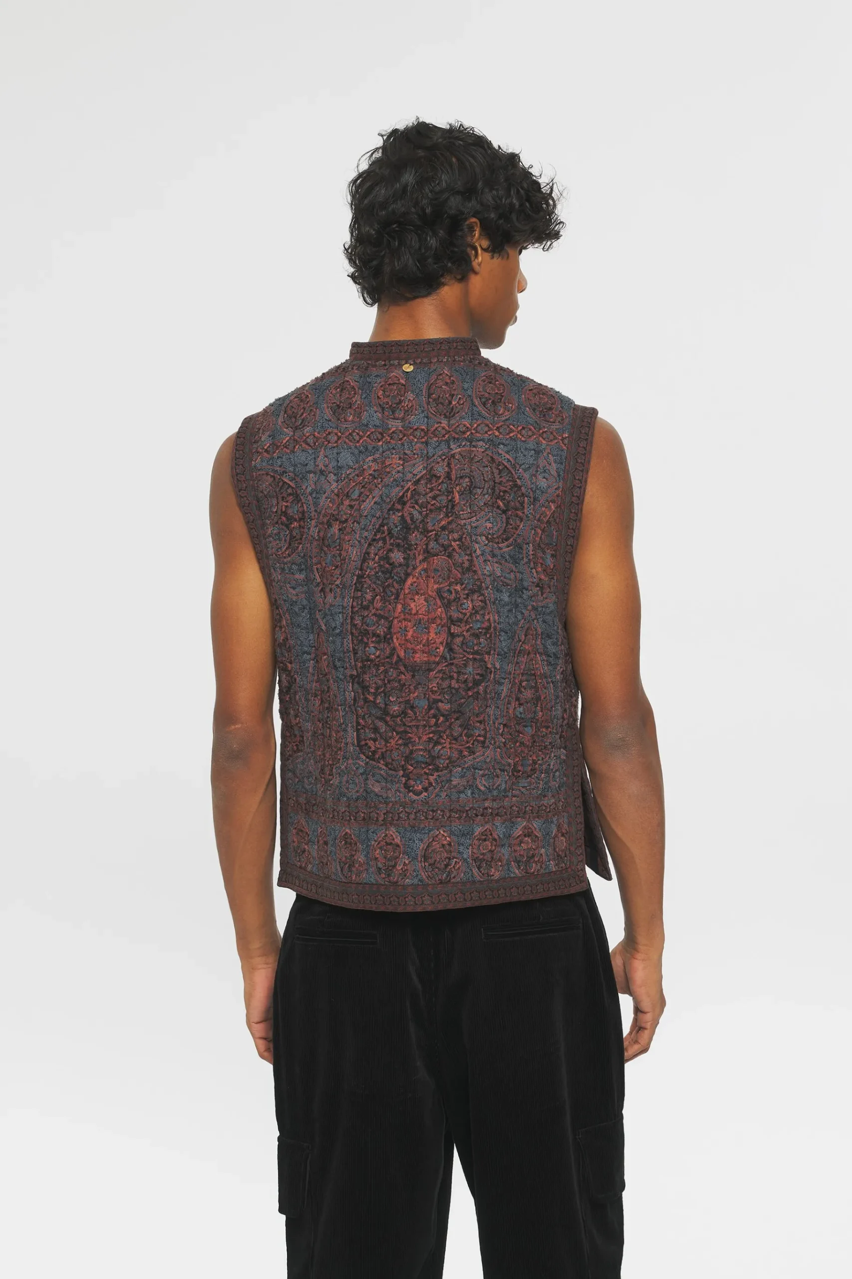 ANTIK BATIK Tajaro Gilet Black Clearance