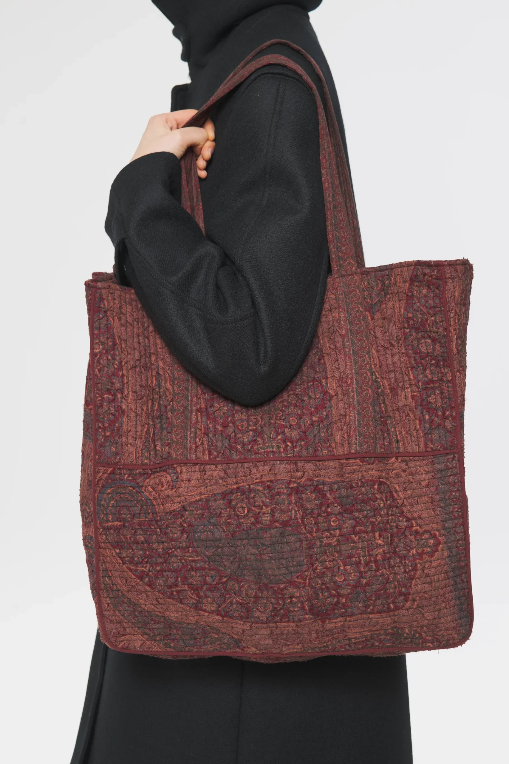 ANTIK BATIK Tajaro Tote bag Red Cheap